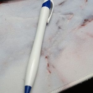 Meet your Posher, Gladis